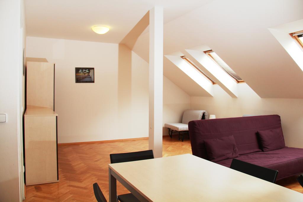 Residence Kostnicke Square Prag Exterior foto
